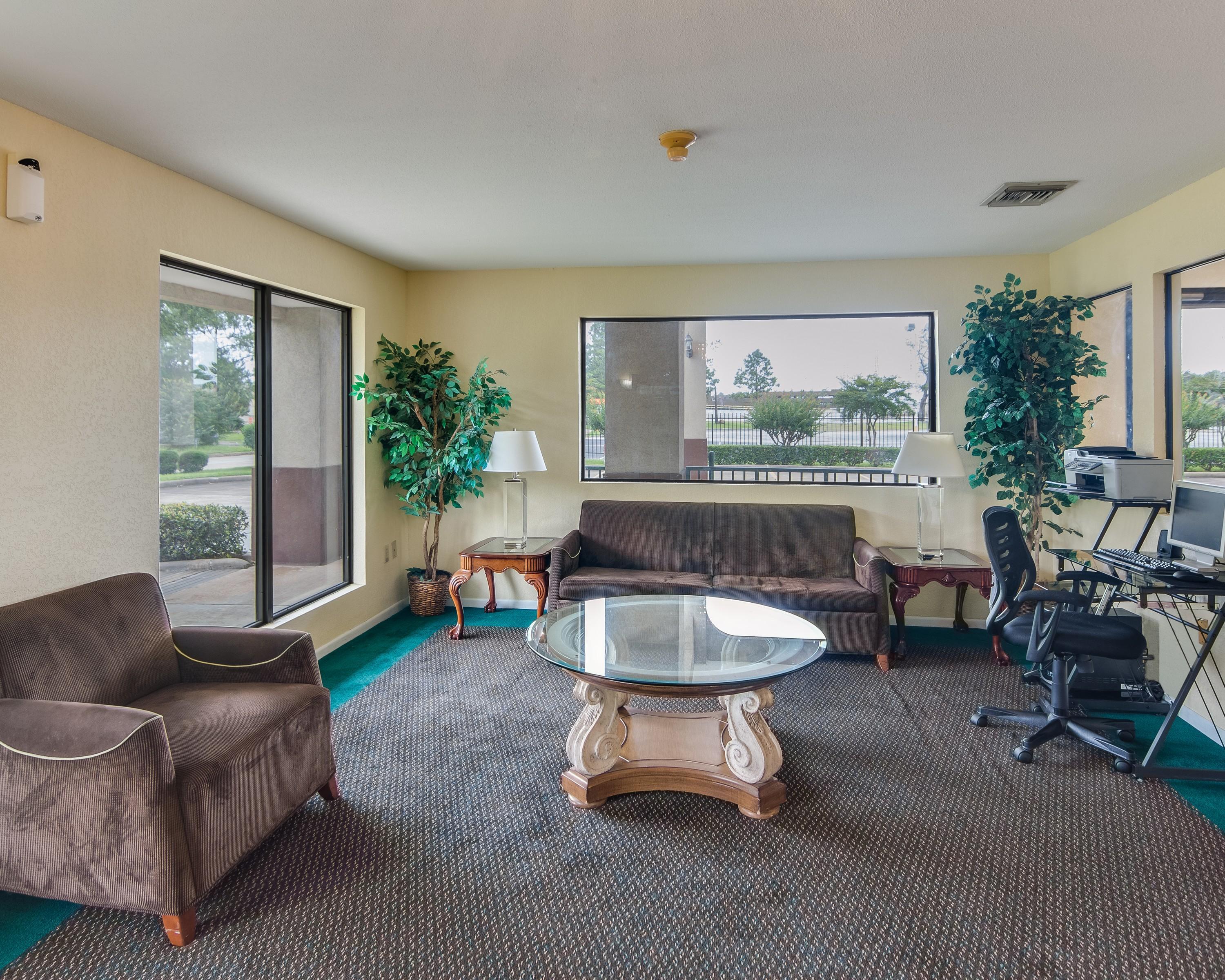 Rodeway Inn & Suites Hwy 290 Nw Houston Exterior photo